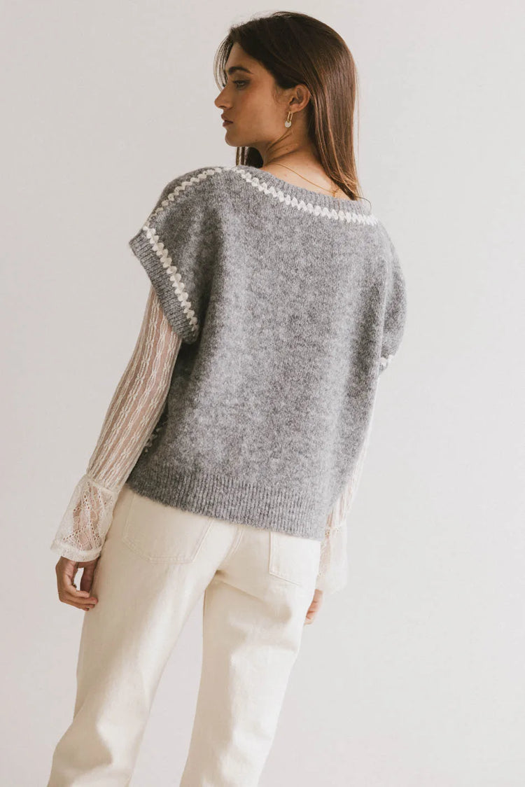 Plain color vest in grey