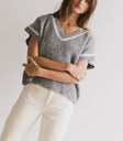 Short sleeves top in grey