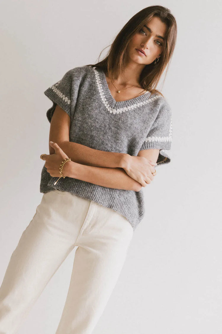 Short sleeves top in grey