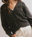 Textured top in black