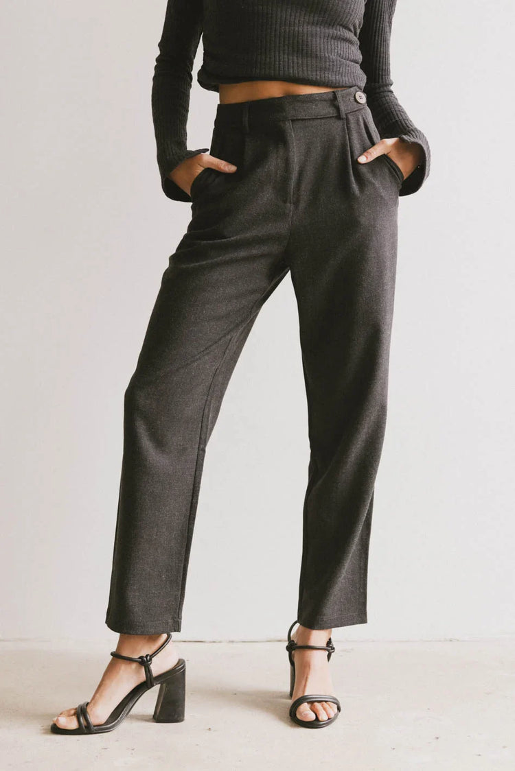 Two hand pockets pants in charcoal