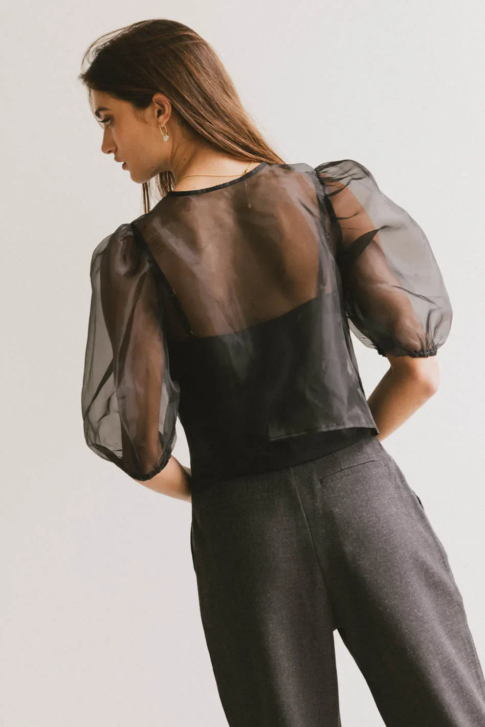 Cropped style top in black