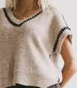 Vest in black and oatmeal