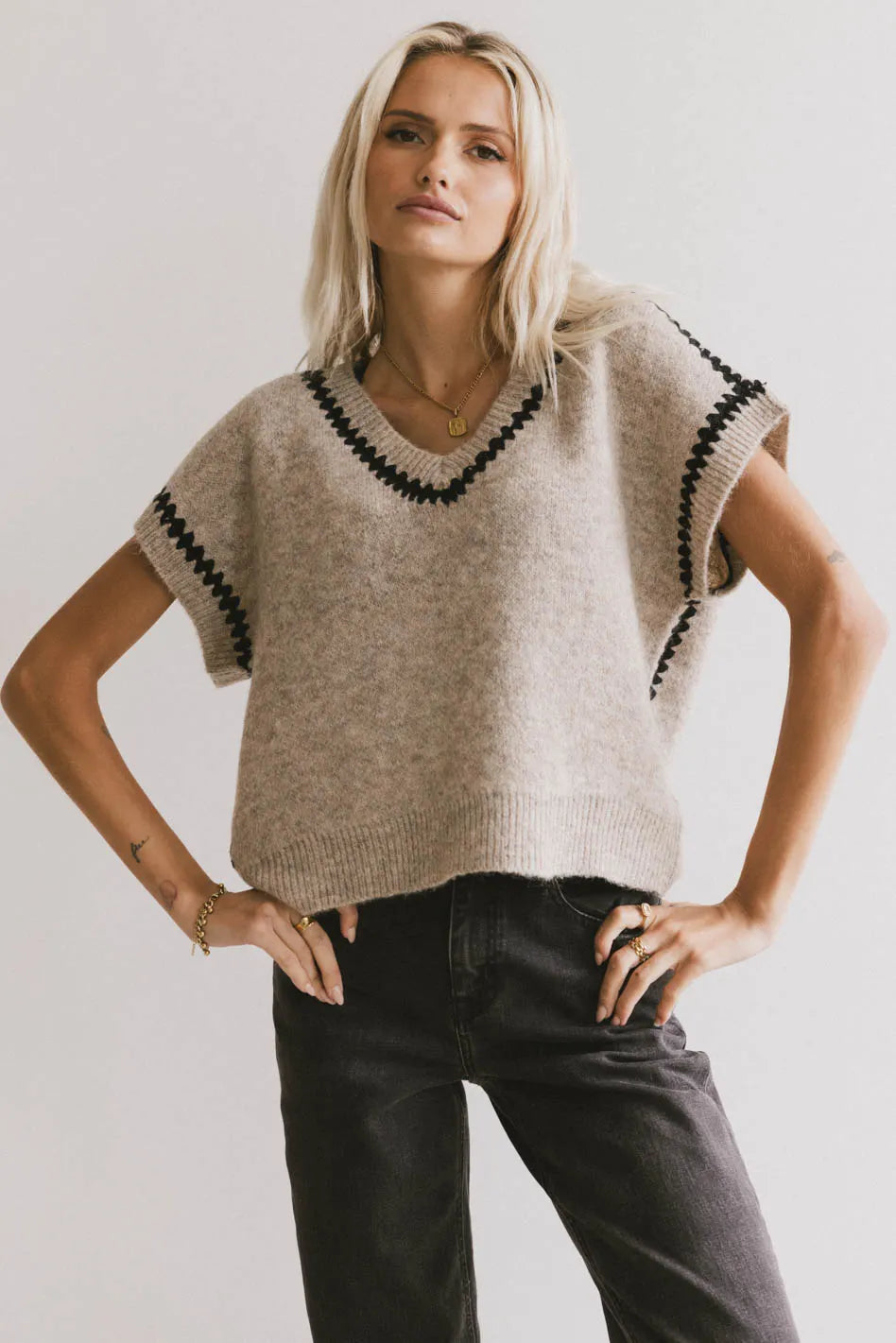 Short sleeves vest in oatmeal