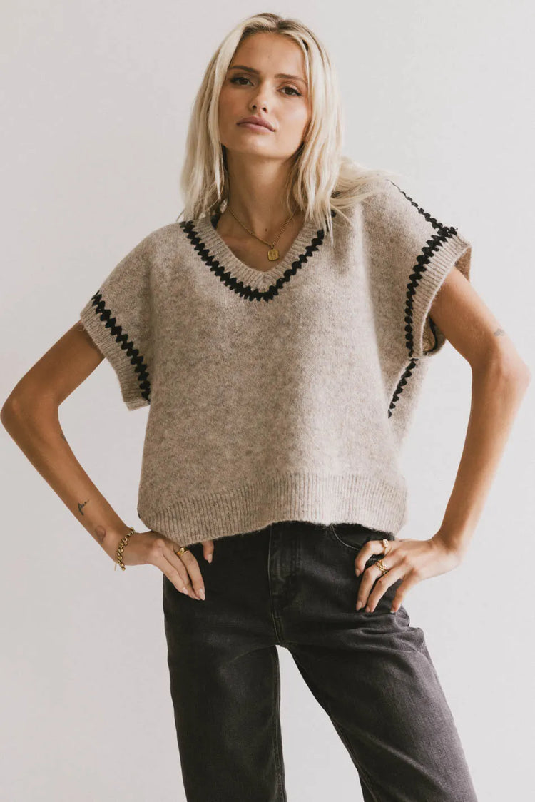 Short sleeves vest in oatmeal