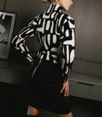 Long sleeves mock neck sweater in black
