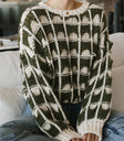 Basic sweater in olive
