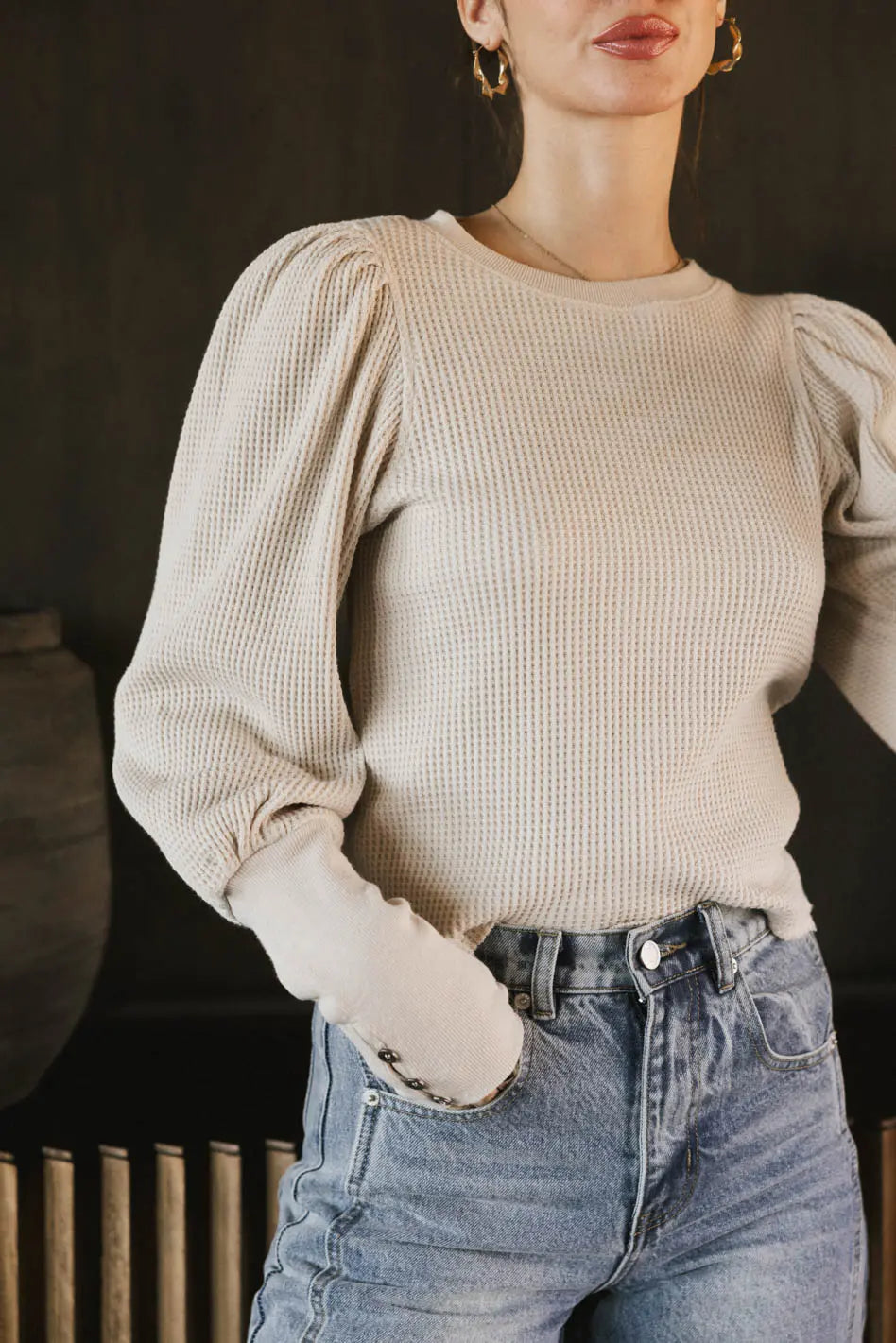 Round neck waffle top in cream
