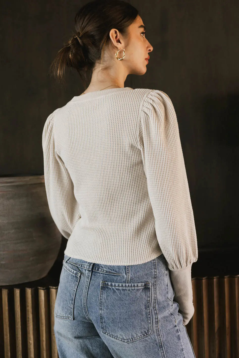Plain color top in cream