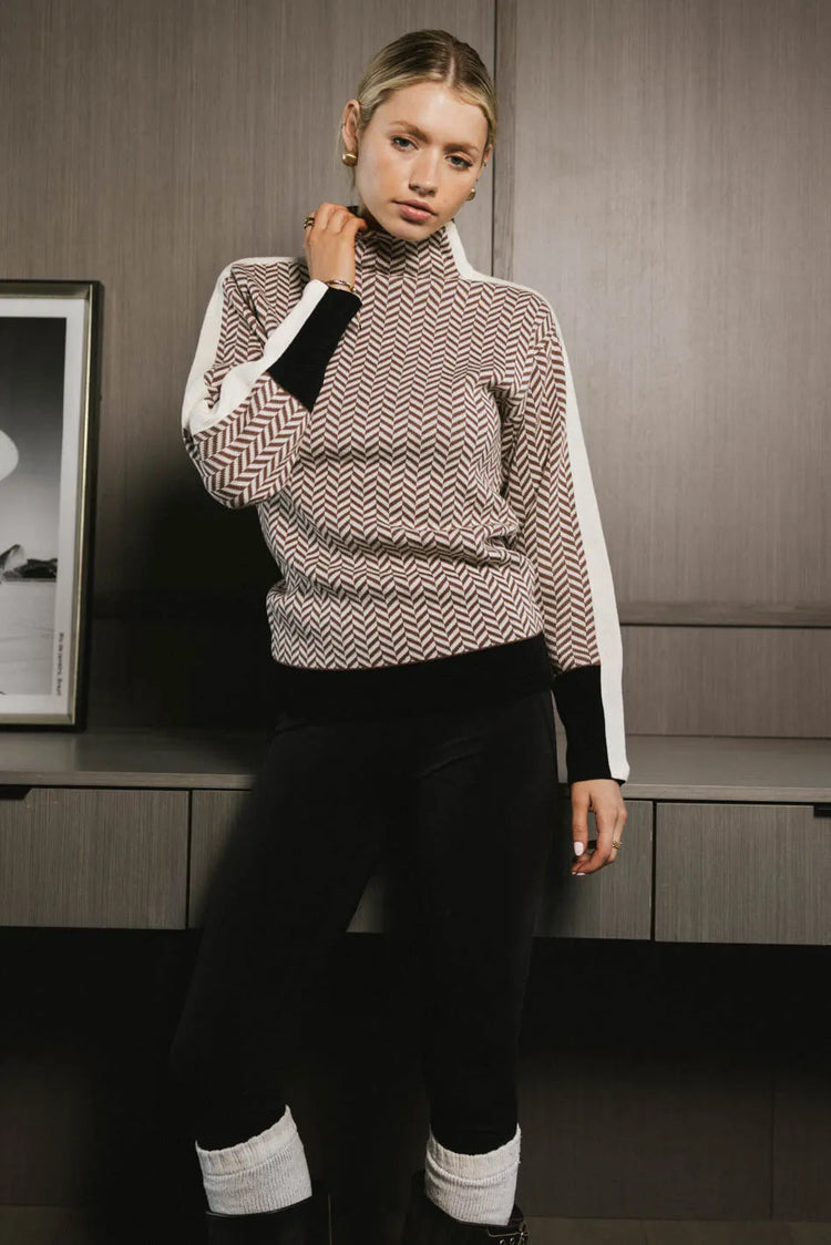 Long sleeves mock neck