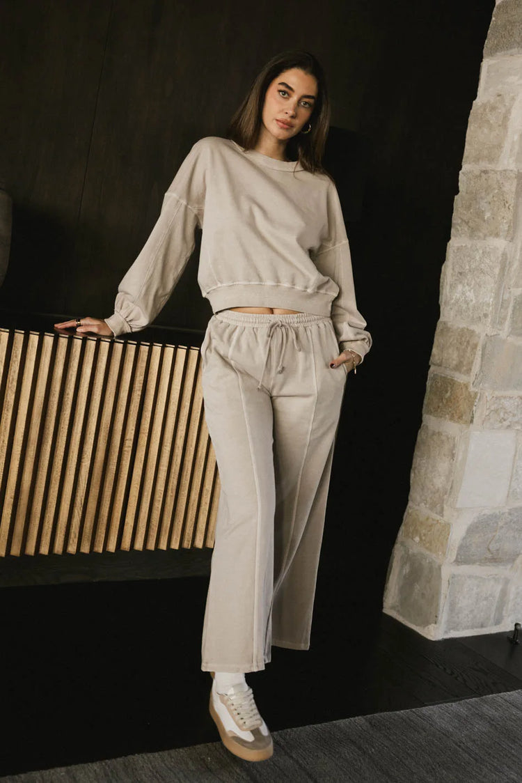 Round neck sweatshirt
