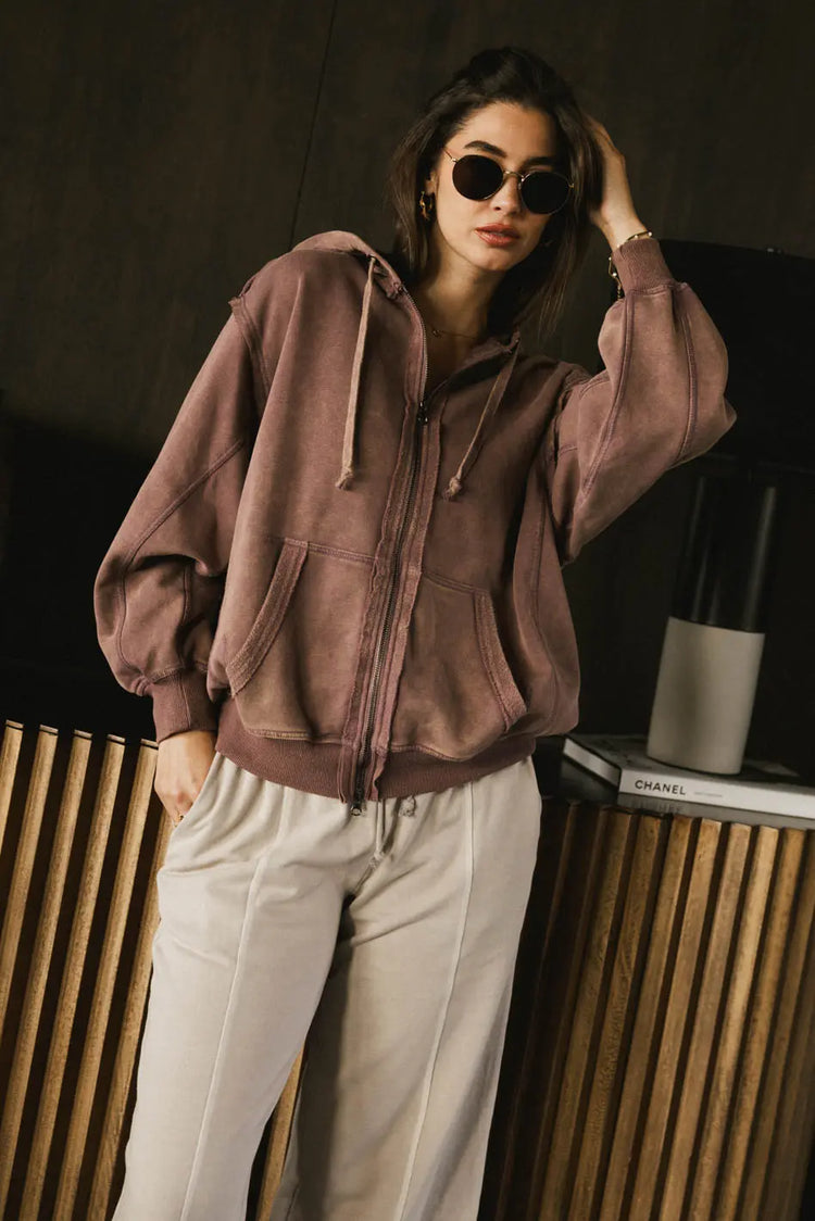 Long sleeves sweater