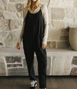 Two hand pockets overall in black