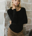 Round neck top in black