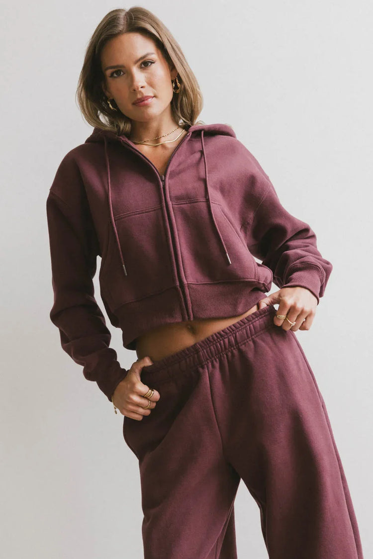 Zip up hoodie in burgundy
