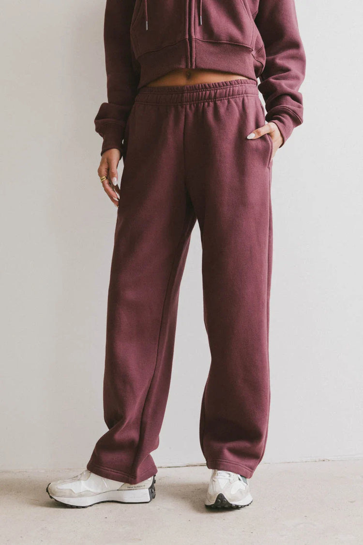 Two hand pockets pants in burgundy
