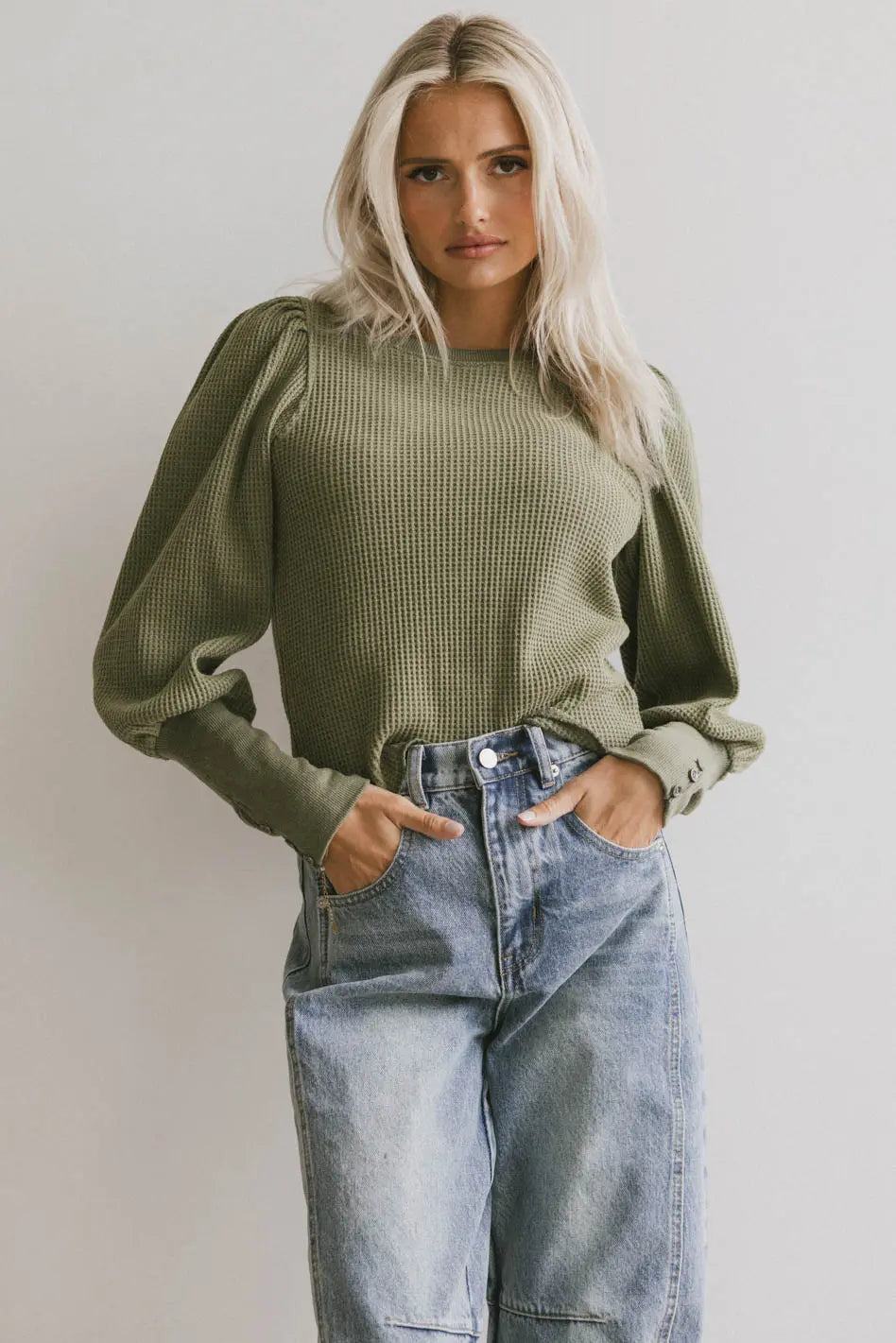 Round neck top in olive