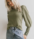 Puff sleeves top in olive