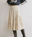 Elastic waist skirt in cream