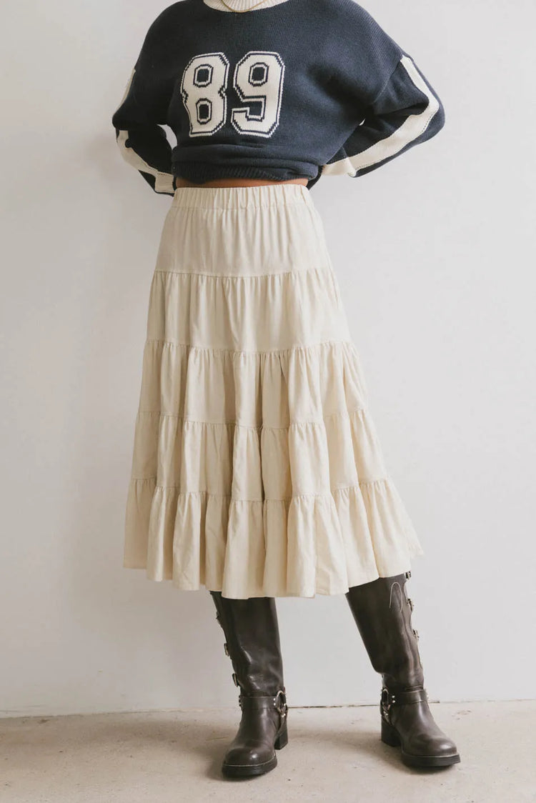 Elastic waist skirt in cream