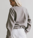 Plain color to pin grey