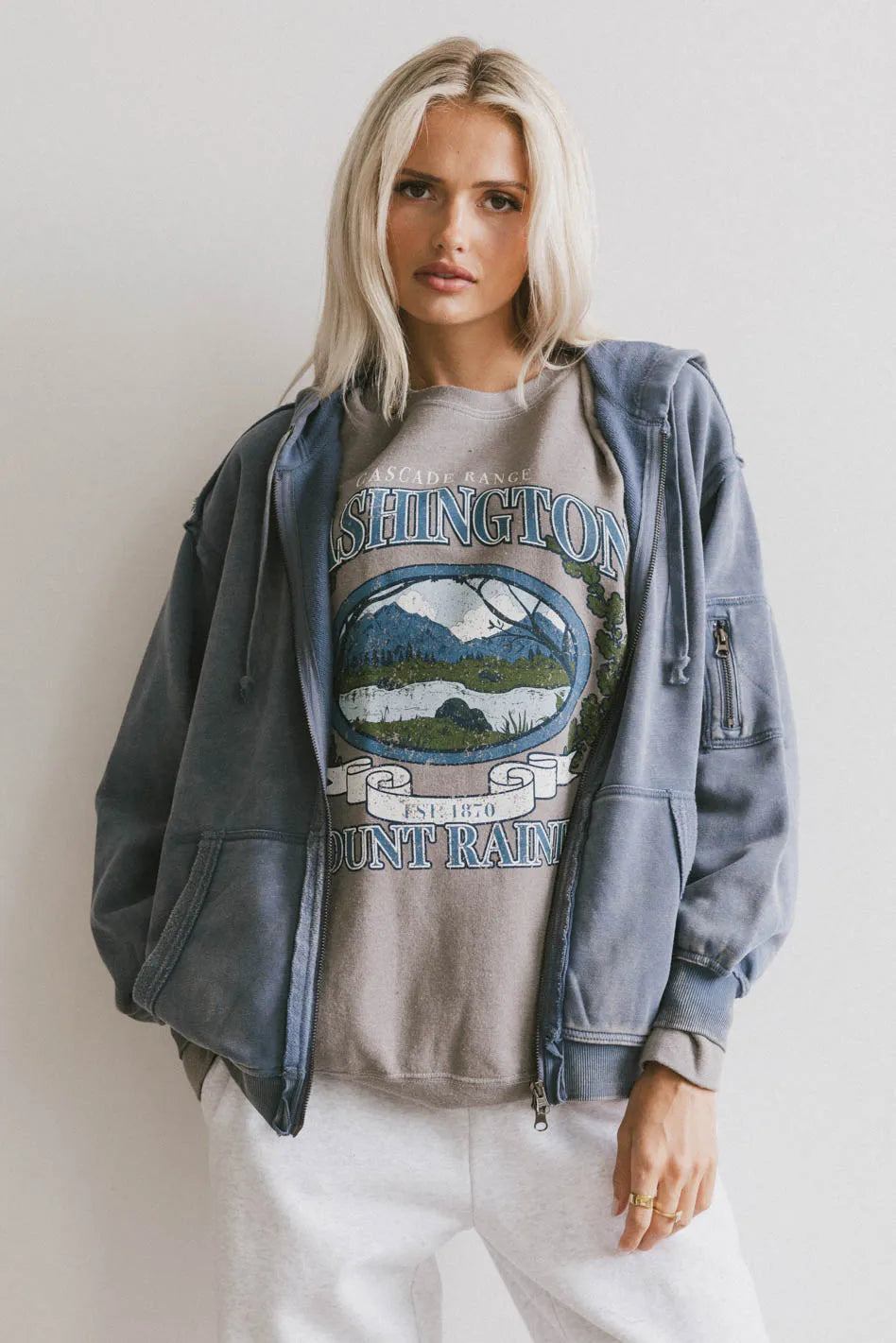 Long sleeves hoodie in blue