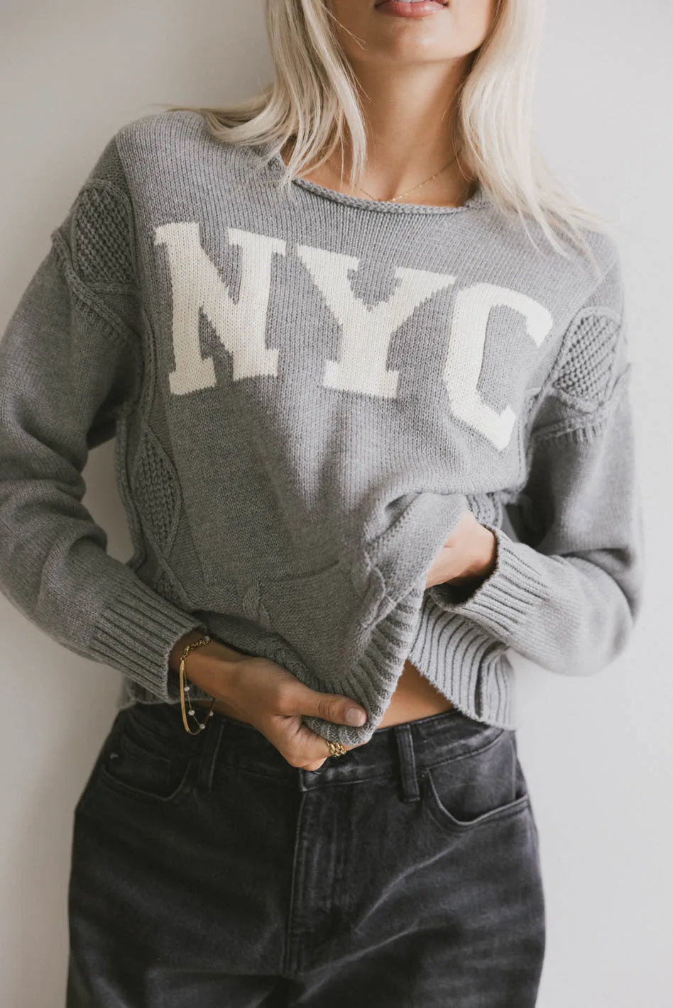 Round neck top in grey
