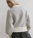 Plain color sweater in ivory