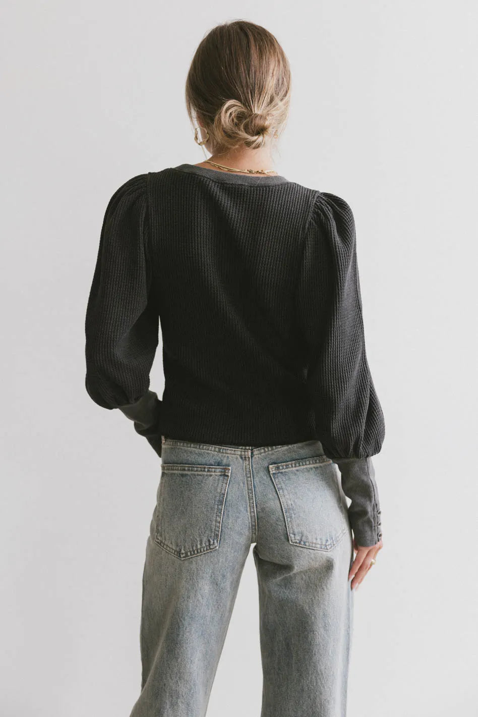 Plain color top in black