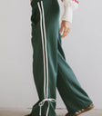 Side striped pants in green