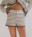 Shorts in brown