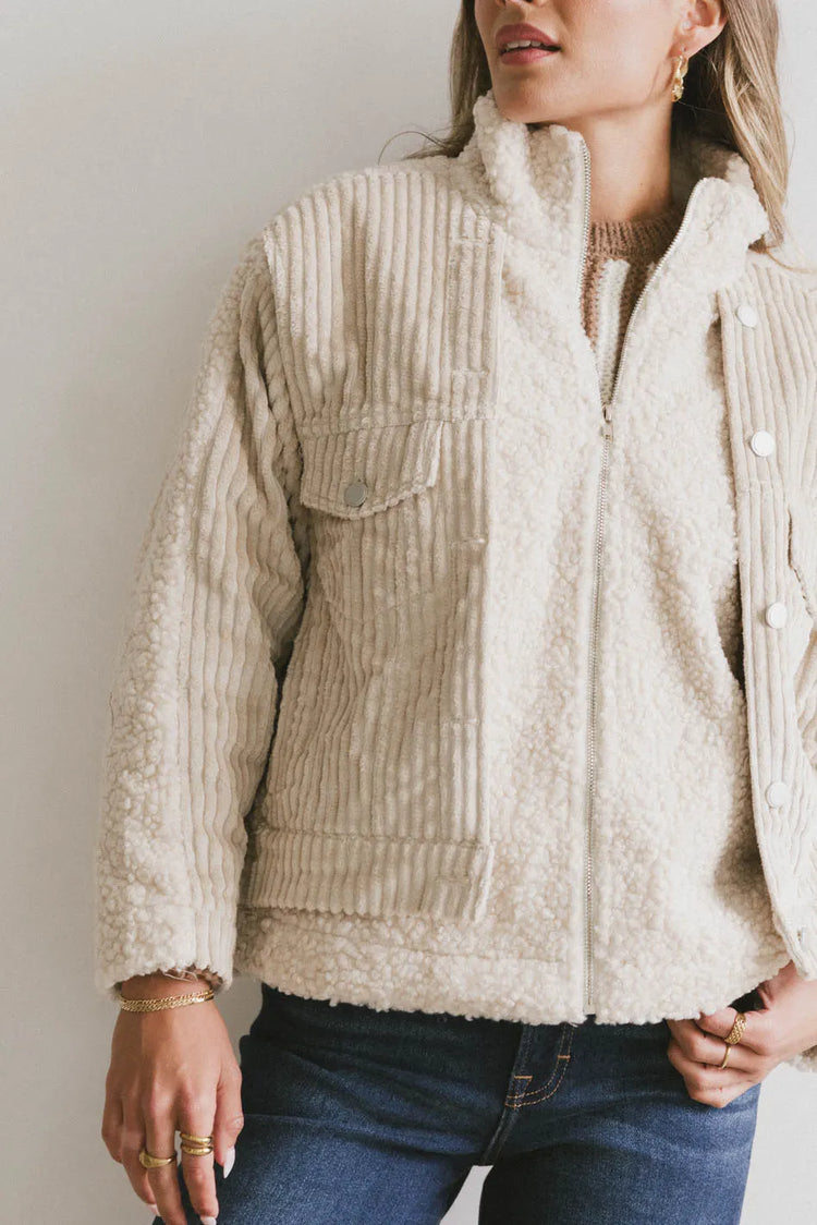 Long sleeves corduroy jacket
