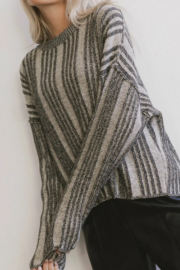 Long sleeves sweater in black