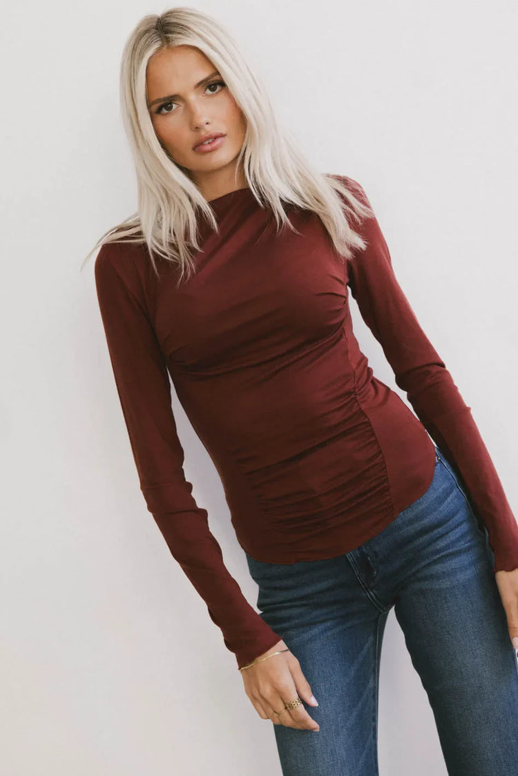 Ruched front top in burgundy