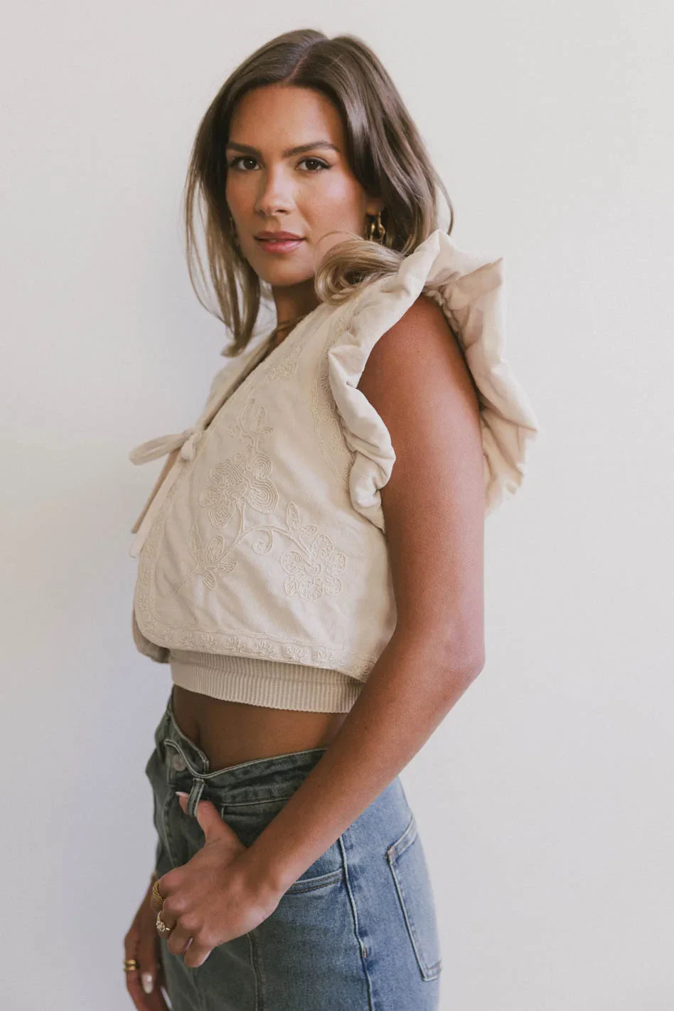 Puff sleeves vest in cream
