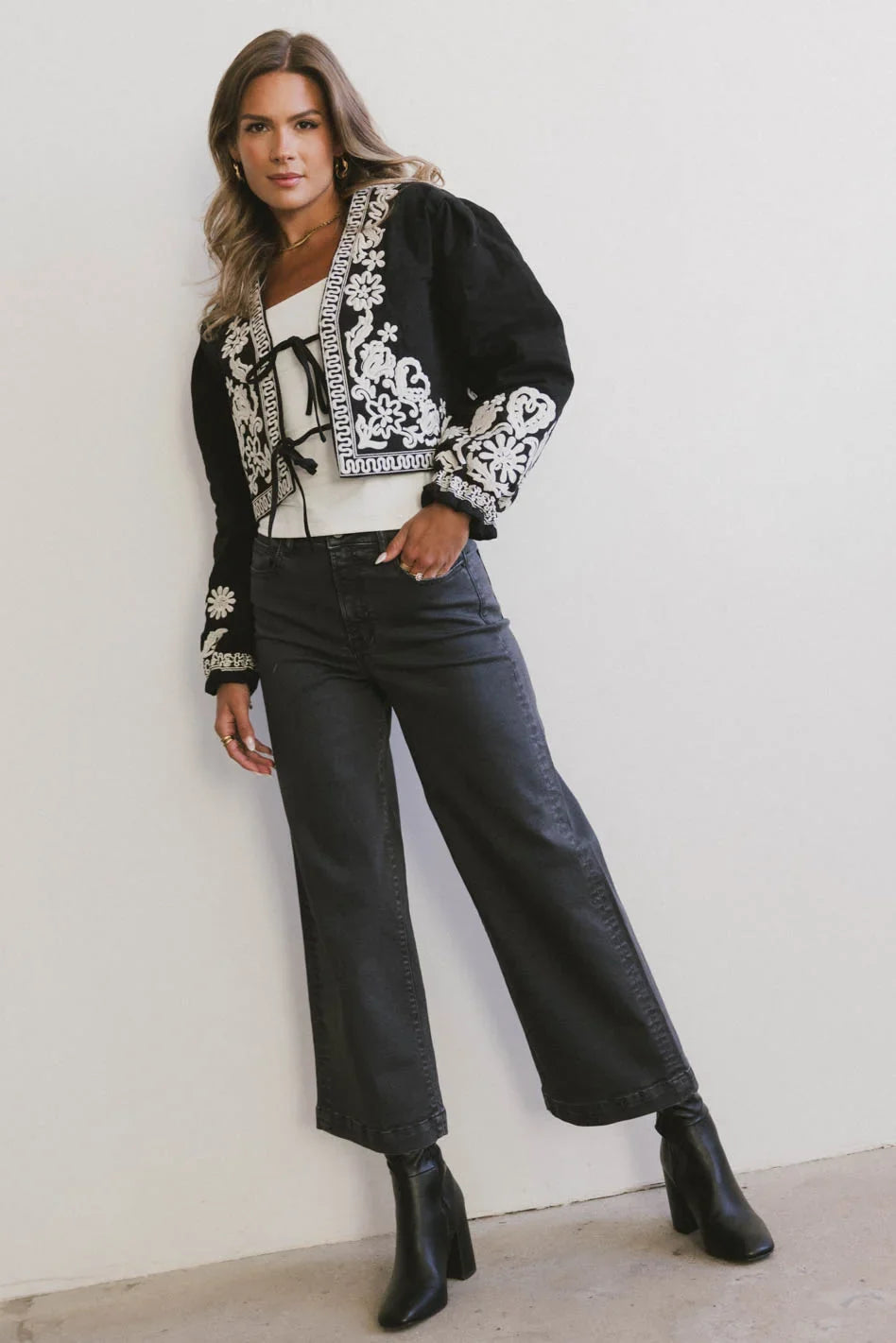 Embroidered jacket in black