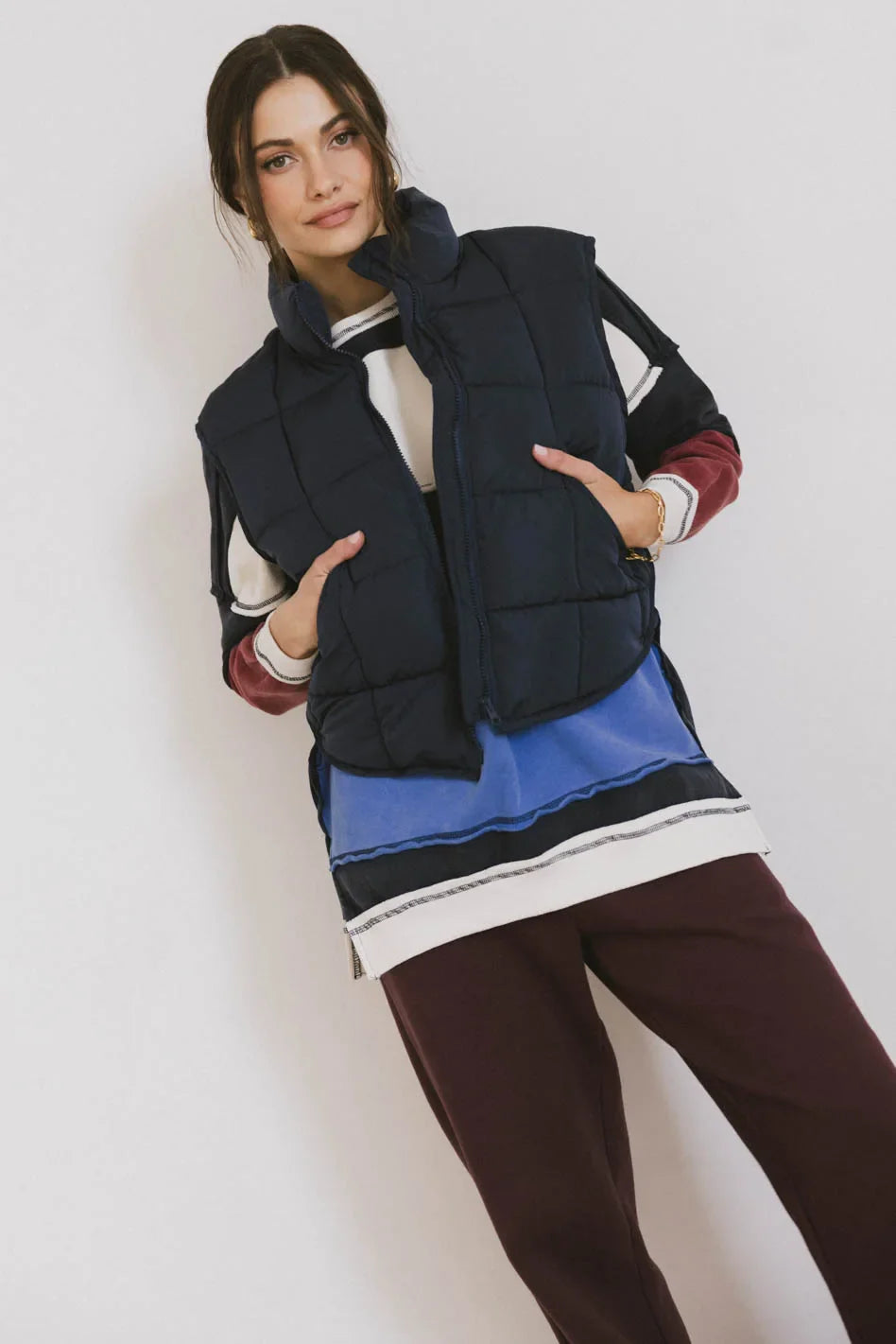 Two hand pockets quilted vest n navy
