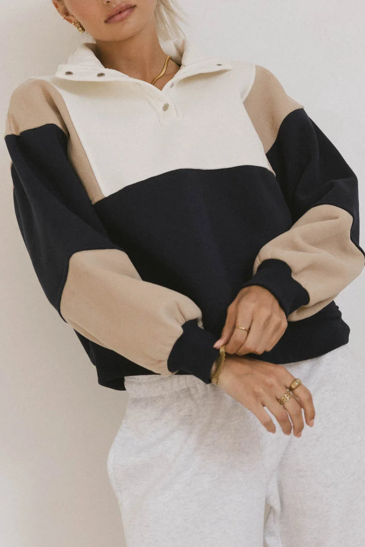 Ribbed cuff sleeves top in multi color
