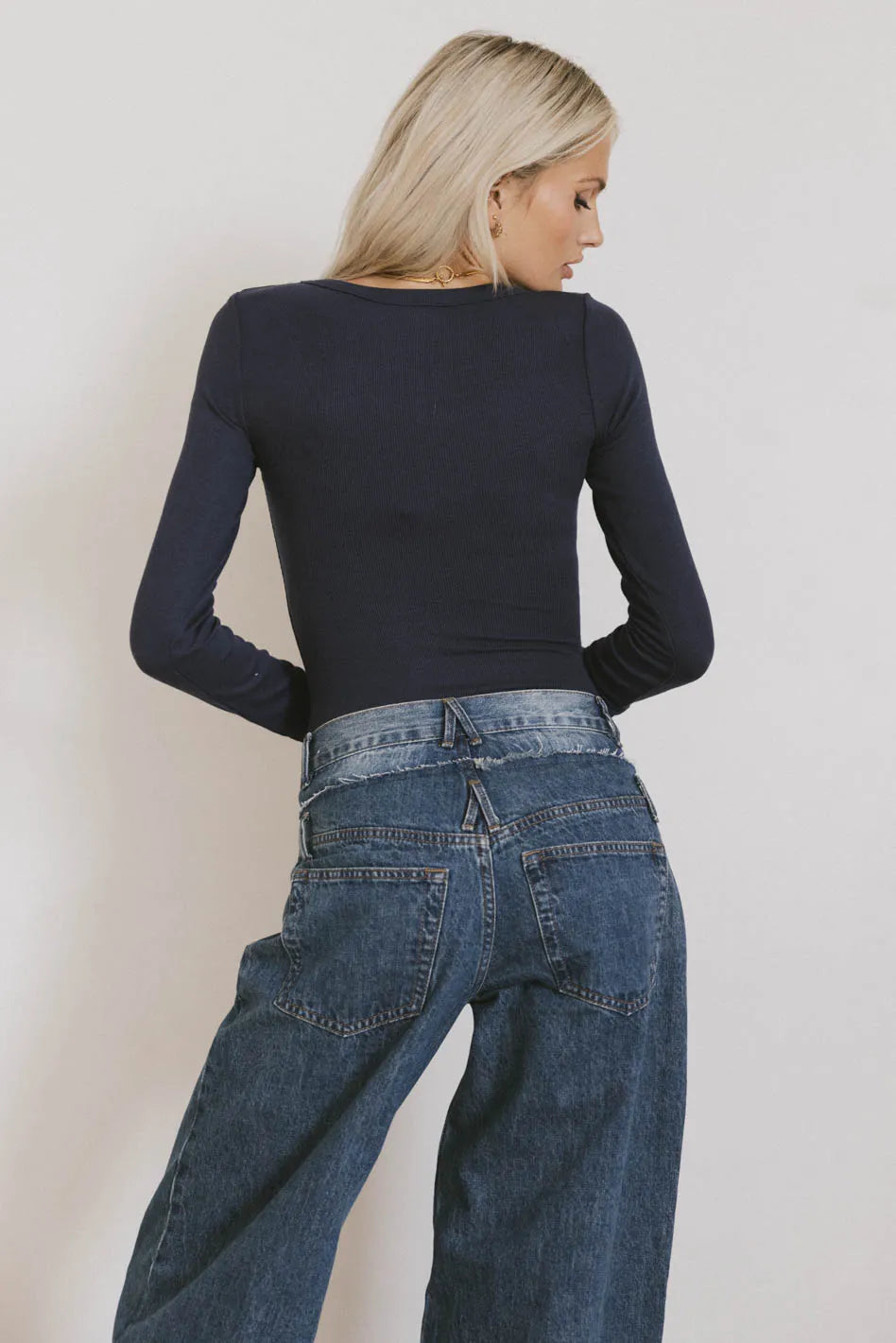 Plain color top in navy
