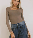 Round neck top in taupe