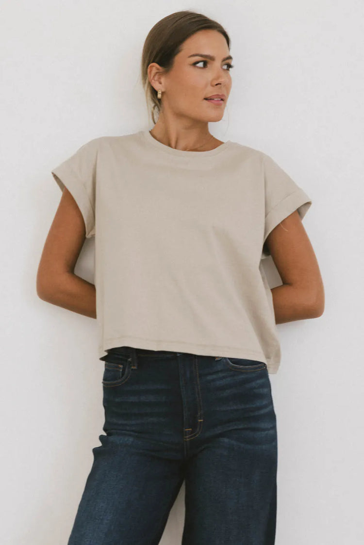 Basic top in tan