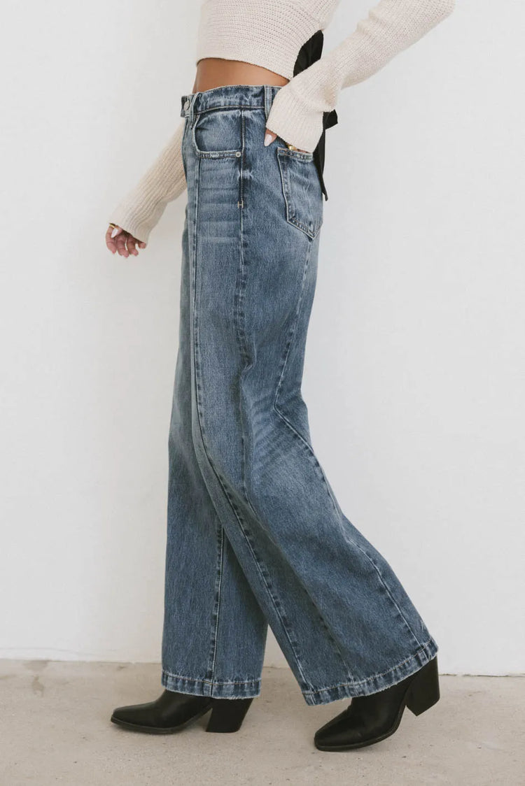 Straight legs denim in black