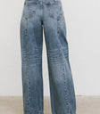 Two back pockets denim in medium wash