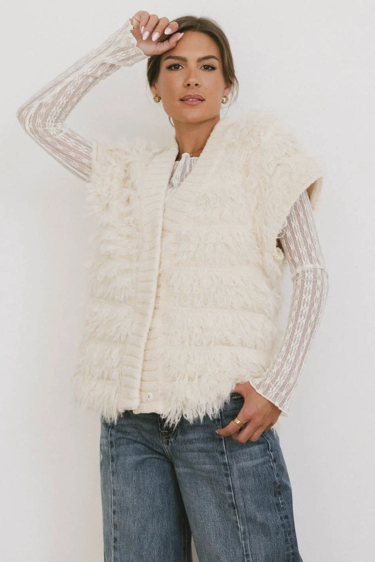 V-Neck vest in cream