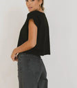 Plain color to in black