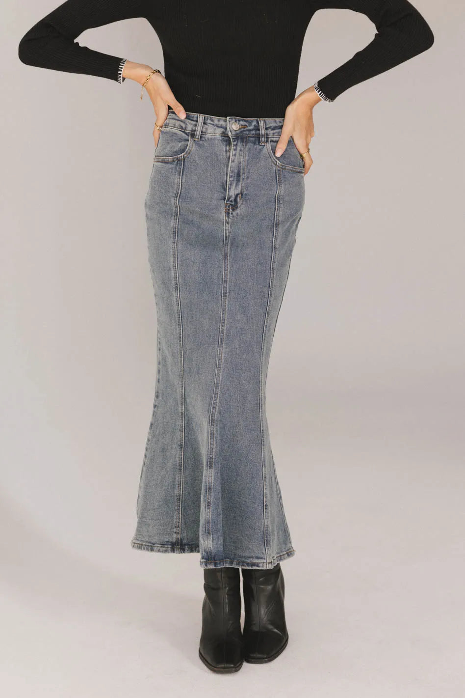 Medium wash denim skirt