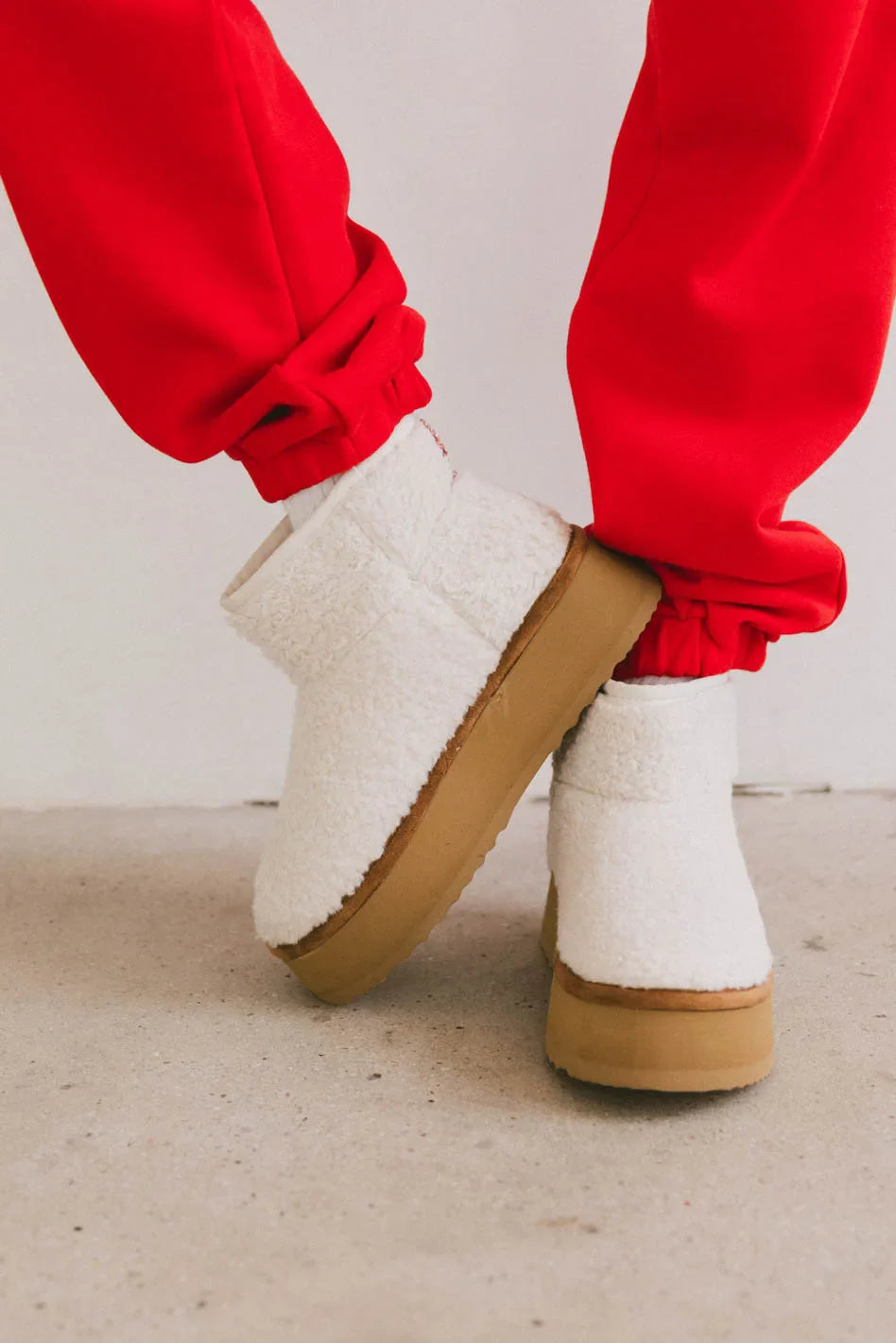 Boots in cream