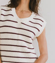 Knit vest in burgundy