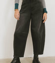 barrel jeans in washed black