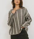 Round neck sweater in black